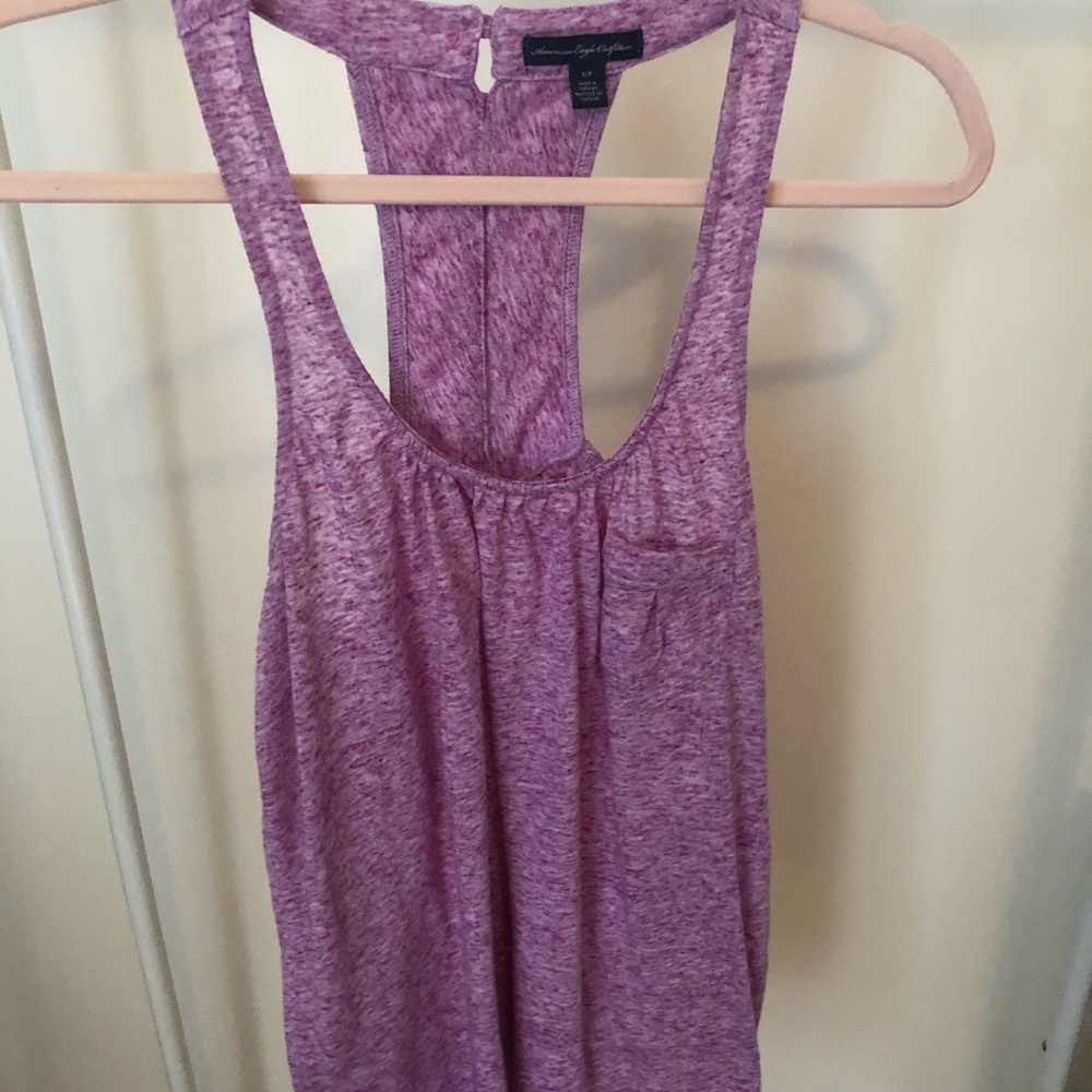 Tank with buttons
